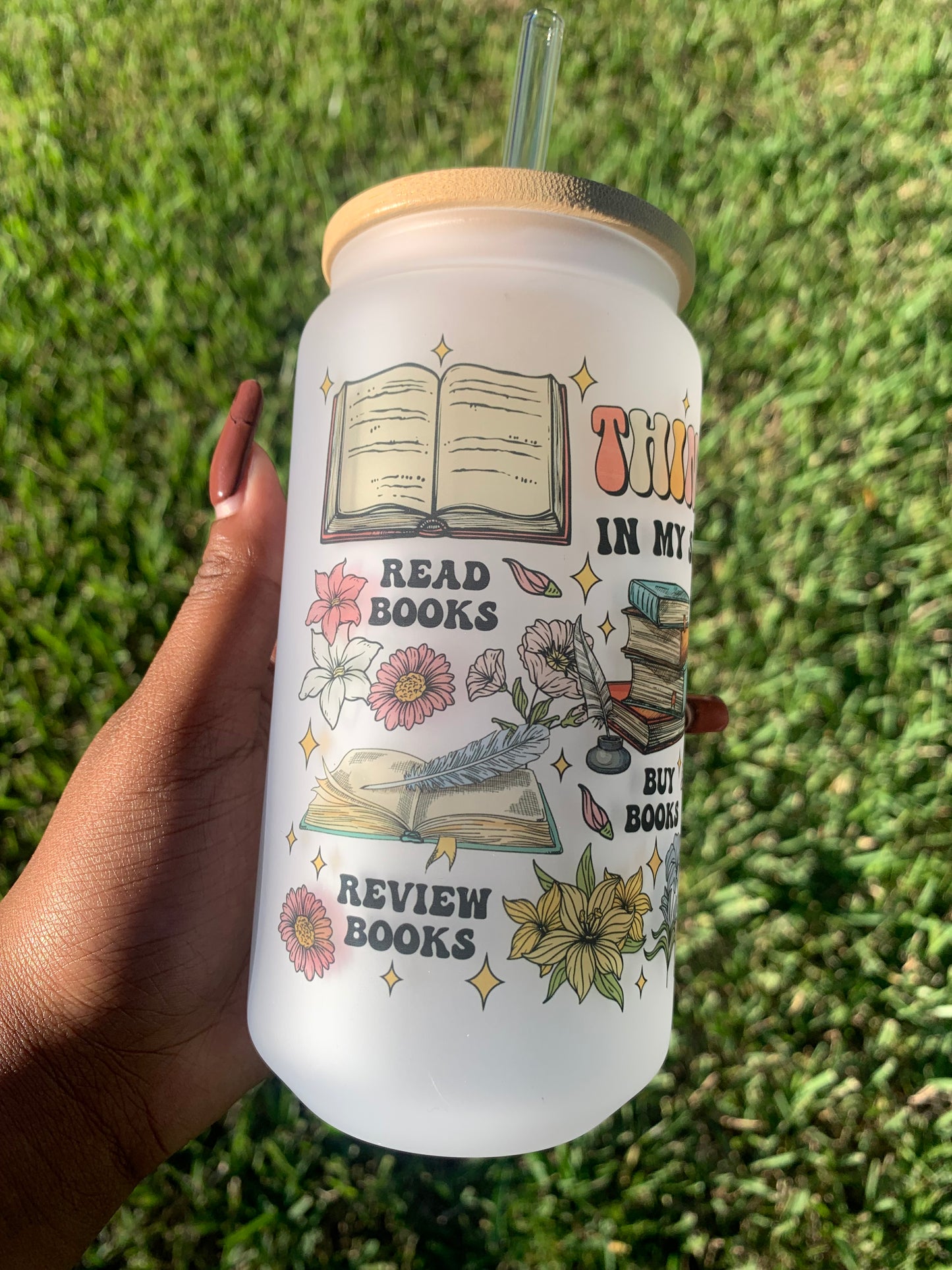 Book Lovers 18 oz Glass cup