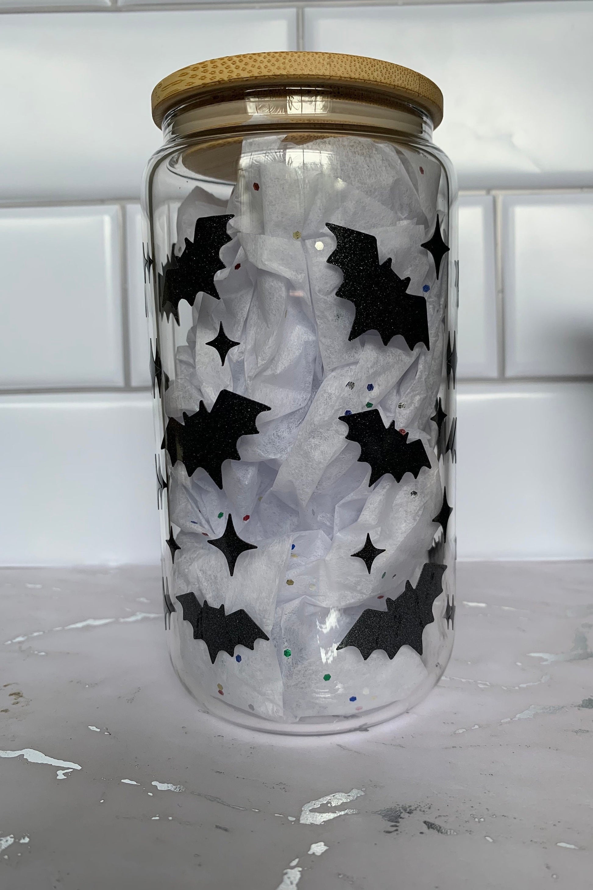 Shimmer Bats and Sparkles 16 oz Libbey Glass Halloween Cup
